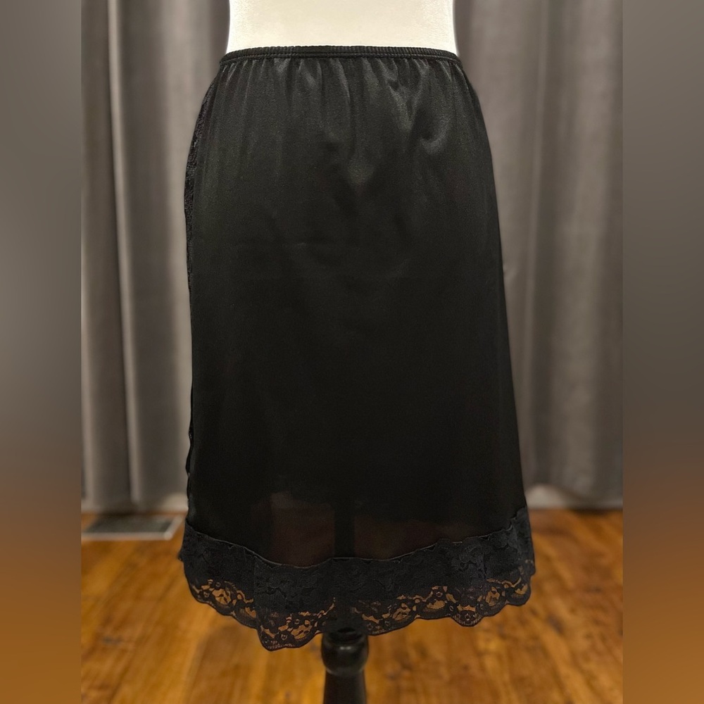 Vintage black satin and lace half slip